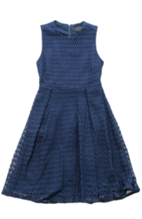 Women's clothing